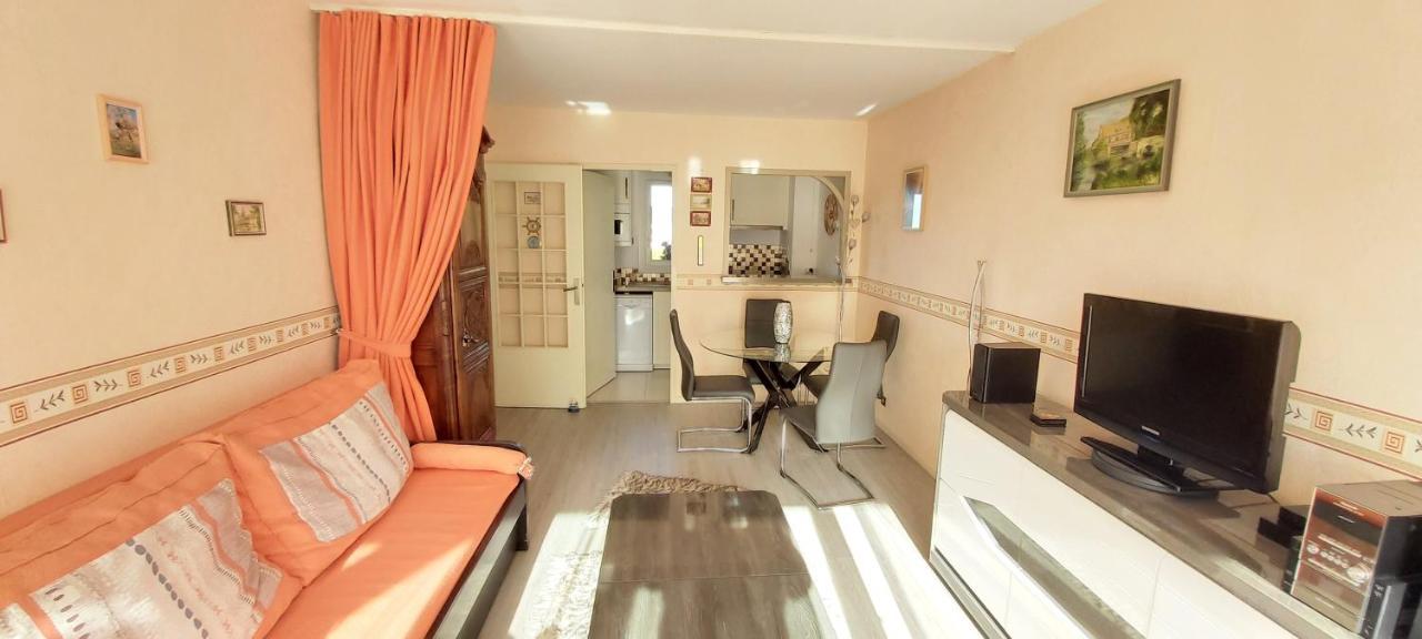 Appartement Domaine Des Yearlings Deauville Esterno foto